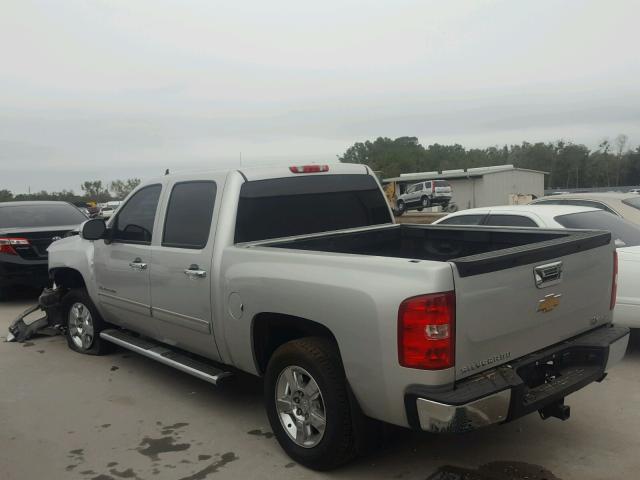 3GCXCUEJ8AG188987 - 2010 CHEVROLET SILVERADO SILVER photo 3