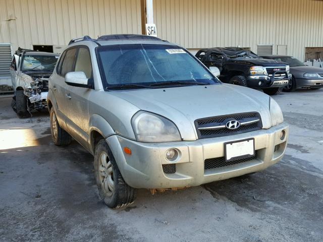 KM8JN12D67U490924 - 2007 HYUNDAI TUCSON SE CHARCOAL photo 1