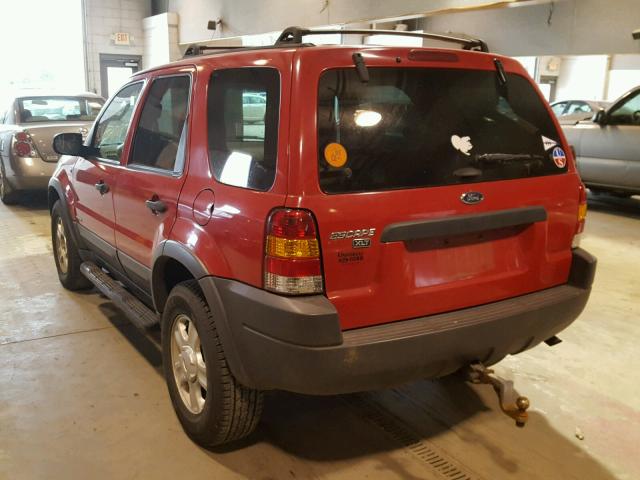 1FMYU04162KD49855 - 2002 FORD ESCAPE XLT RED photo 3