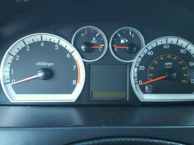 KL1TD5DE9BB192747 - 2011 CHEVROLET AVEO LS SILVER photo 8