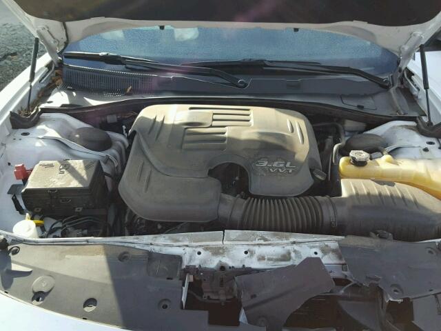 2C3CDXBG7FH856831 - 2015 DODGE CHARGER SE WHITE photo 7