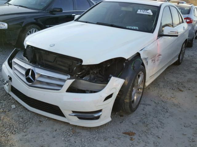 WDDGF4HB4DR297498 - 2013 MERCEDES-BENZ C 250 WHITE photo 2