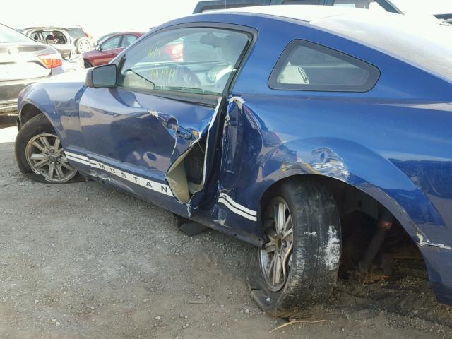 1ZVFT80N165158657 - 2006 FORD MUSTANG BLUE photo 9