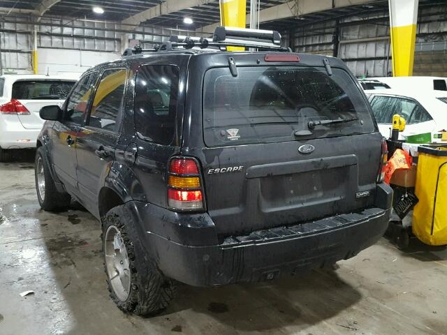 1FMCU94125KC10874 - 2005 FORD ESCAPE LIM BLACK photo 3