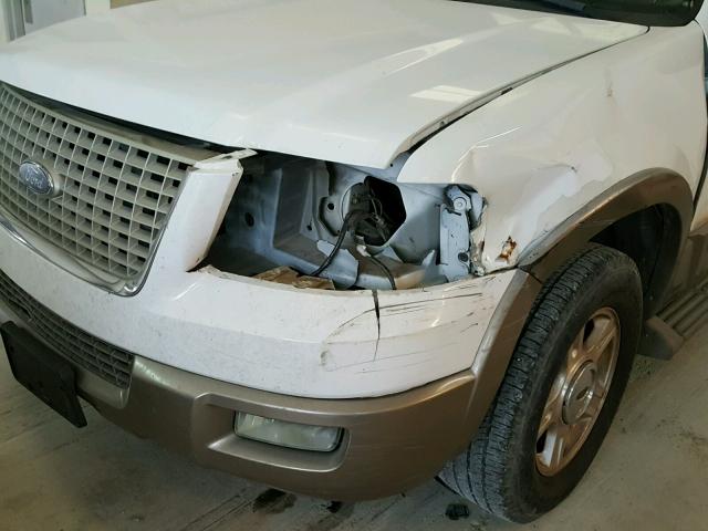 1FMRU17W84LB83076 - 2004 FORD EXPEDITION WHITE photo 9