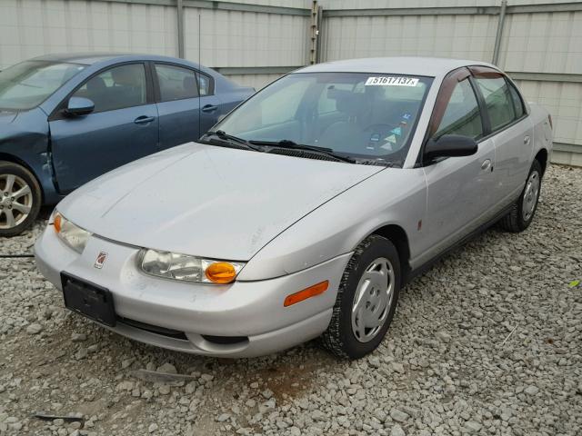 1G8ZK52731Z265365 - 2001 SATURN SL2 SILVER photo 2