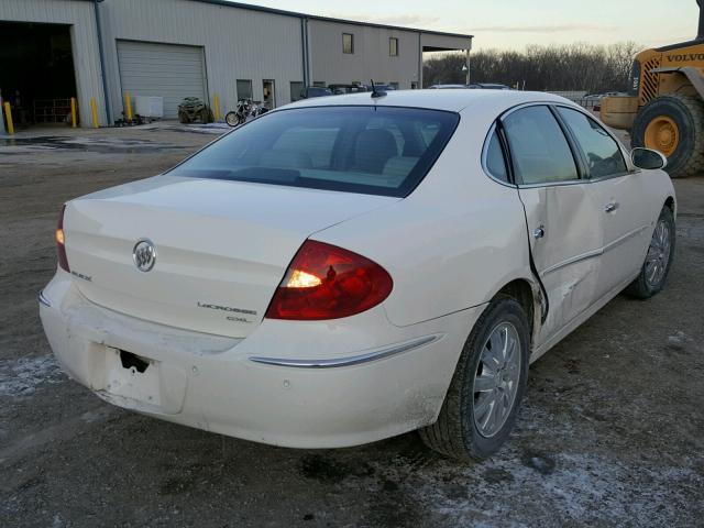 2G4WD582181371830 - 2008 BUICK LACROSSE C WHITE photo 4