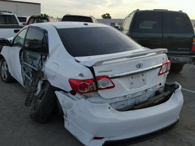 2T1BU4EE2BC726296 - 2011 TOYOTA COROLLA BA WHITE photo 3