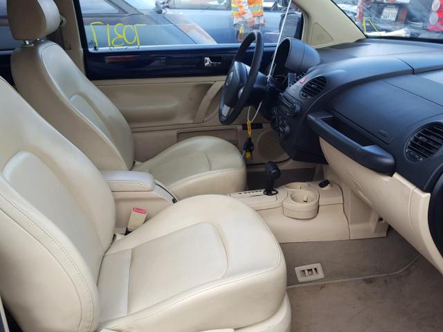 3VWCK31C54M420869 - 2004 VOLKSWAGEN NEW BEETLE 蓝色 照片 5