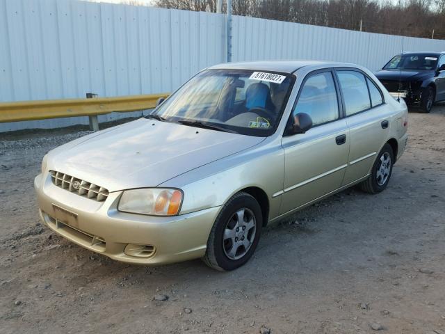 KMHCG45C82U407865 - 2002 HYUNDAI ACCENT GL BEIGE photo 2