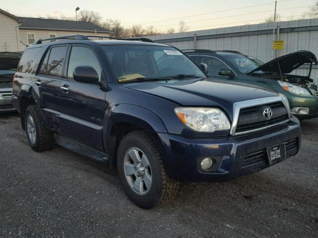 JTEBU14R770124283 - 2007 TOYOTA 4RUNNER SR BLUE photo 1