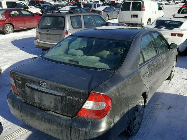 4T1BE32K23U713520 - 2003 TOYOTA CAMRY LE ნაცრისფერი ფოტო 9