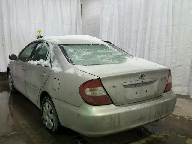 4T1BE32K14U933507 - 2004 TOYOTA CAMRY LE SILVER photo 3