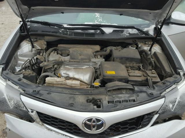 4T1BF1FKXEU312392 - 2014 TOYOTA CAMRY L SILVER photo 7