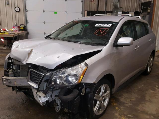 5Y2SM67009Z476330 - 2009 PONTIAC VIBE SILVER photo 2