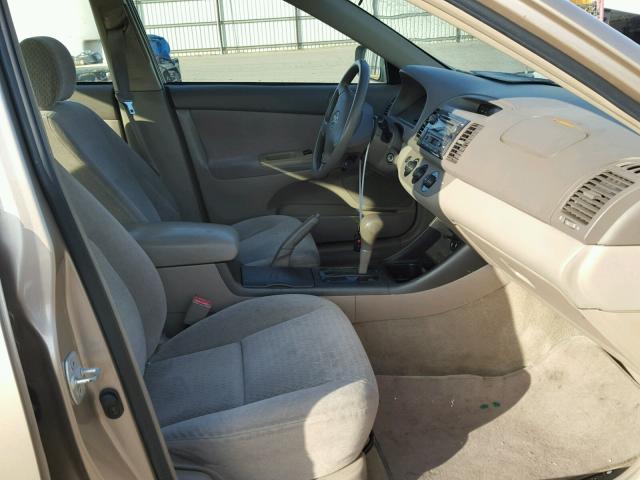 4T1BF32K02U033207 - 2002 TOYOTA CAMRY LE ოქროსფერი ფოტო 5