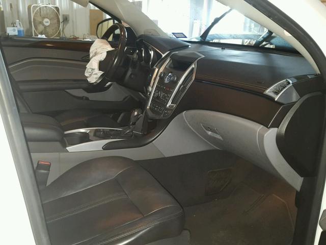 3GYFNBEY9BS512948 - 2011 CADILLAC SRX PERFOR WHITE photo 5