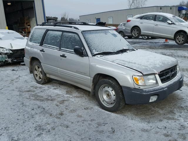 JF1SF656X1H732619 - 2001 SUBARU FORESTER S 银色 照片 1