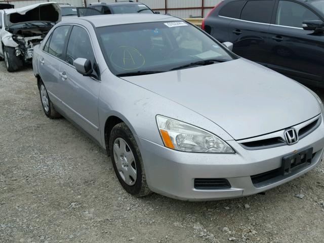 1HGCM56467A124336 - 2007 HONDA ACCORD LX SILVER photo 1