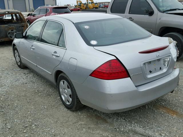 1HGCM56467A124336 - 2007 HONDA ACCORD LX SILVER photo 3