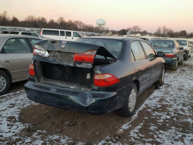 1HGCG1645XA025393 - 1999 HONDA ACCORD LX GREEN photo 4