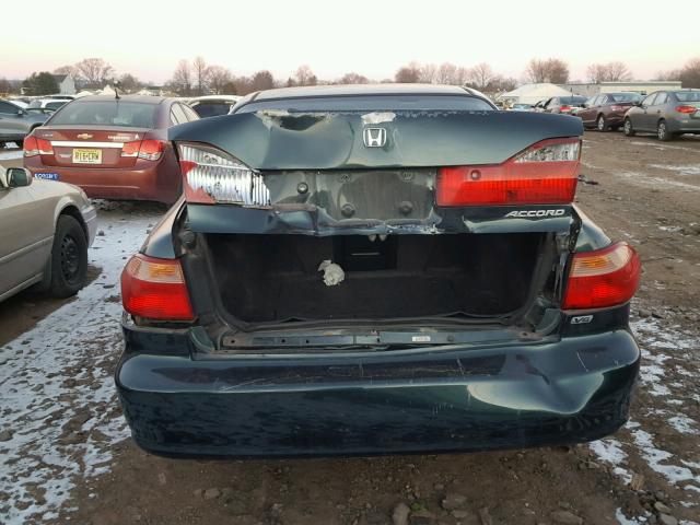 1HGCG1645XA025393 - 1999 HONDA ACCORD LX GREEN photo 9