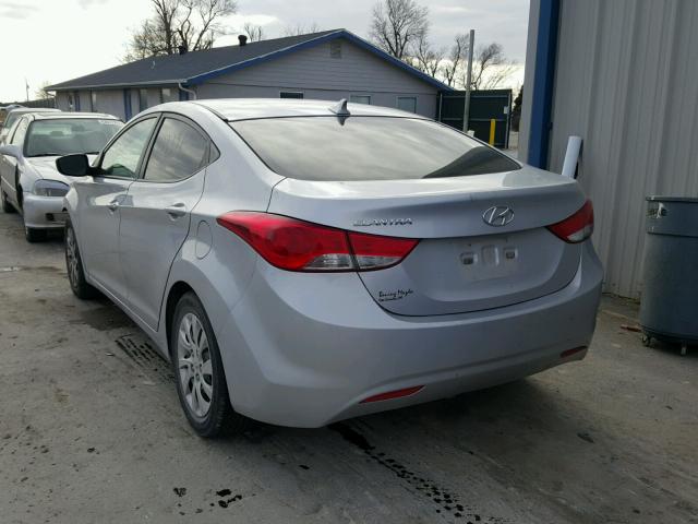 5NPDH4AE4CH126672 - 2012 HYUNDAI ELANTRA GL SILVER photo 3