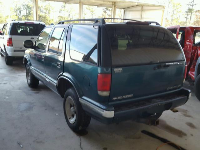 1GNCS13W0VK179589 - 1997 CHEVROLET BLAZER GREEN photo 3