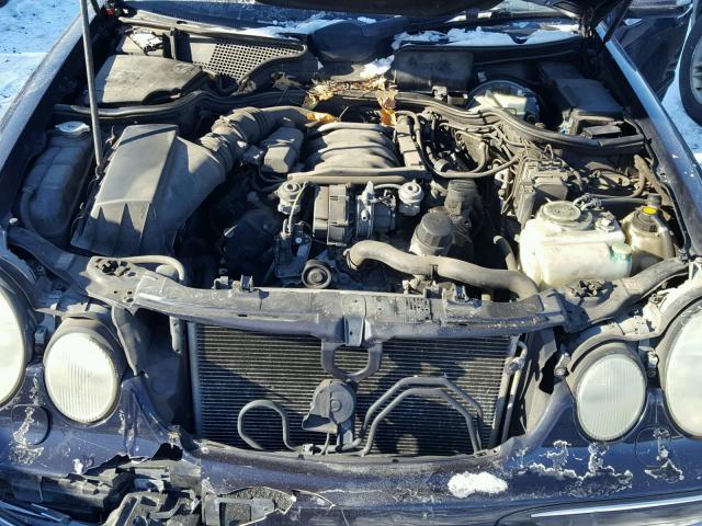 WDBJH82J12X064185 - 2002 MERCEDES-BENZ E 320 4MAT BLUE photo 7