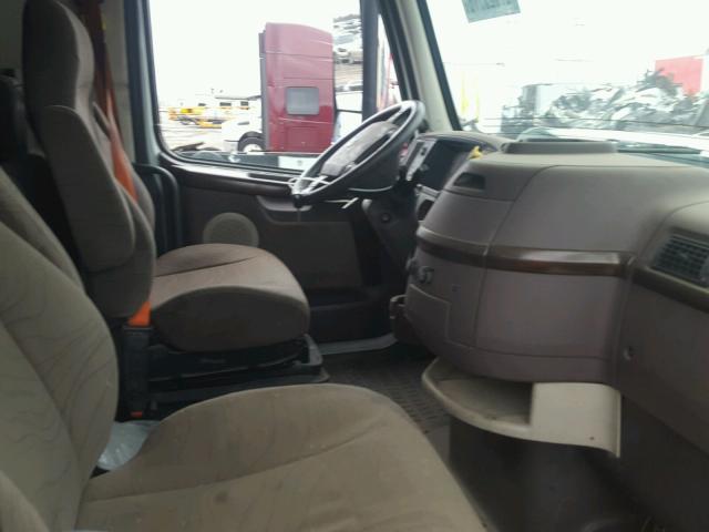 4V4NC9EJ4FN924945 - 2015 VOLVO VN VNL WHITE photo 5