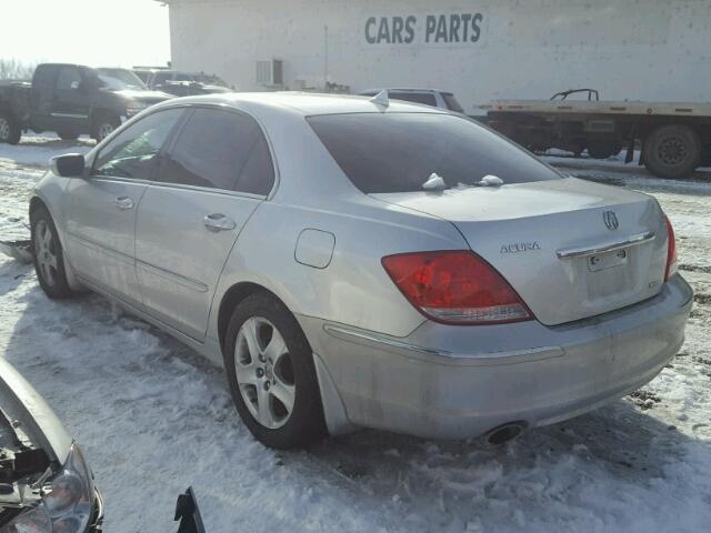 JH4KB16576C008999 - 2006 ACURA RL SILVER photo 3