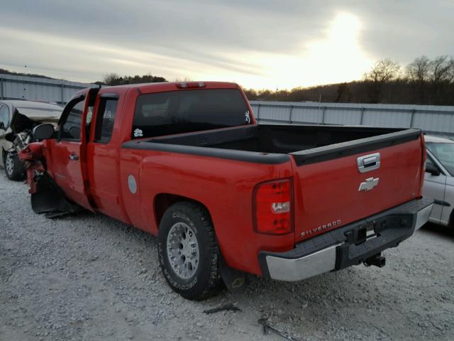 2GCEK19J071720236 - 2007 CHEVROLET SILVERADO RED photo 3