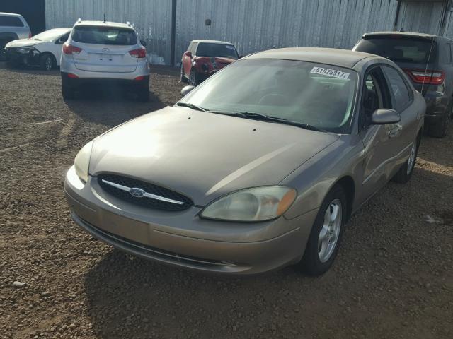 1FAHP53U52G143018 - 2002 FORD TAURUS SE GOLD photo 2