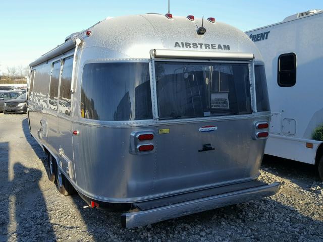 1STJFYJ29HJ537457 - 2017 AIRS TRVL TLR SILVER photo 3