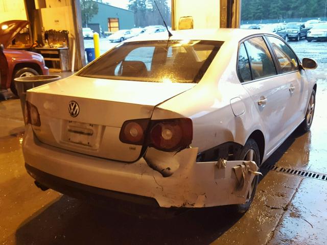 3VWJZ71K79M025469 - 2009 VOLKSWAGEN JETTA S 银色 照片 4