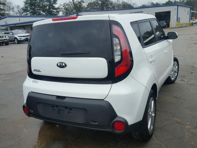 KNDJN2A24F7796981 - 2015 KIA SOUL WHITE photo 4