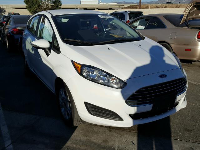 3FADP4EJXGM147204 - 2016 FORD FIESTA SE WHITE photo 1