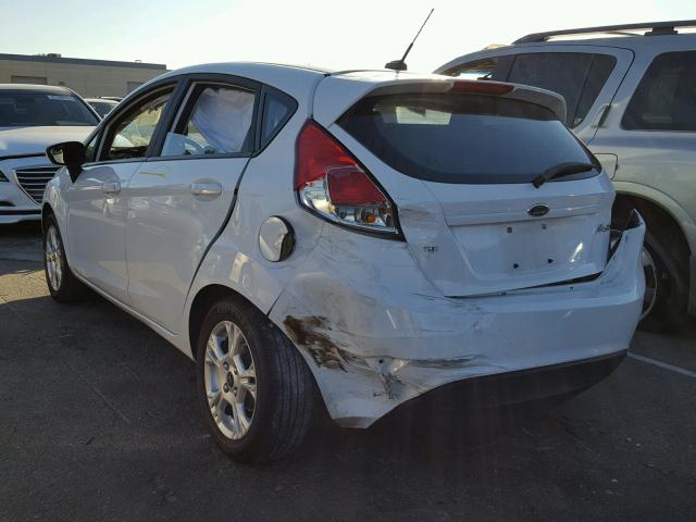 3FADP4EJXGM147204 - 2016 FORD FIESTA SE WHITE photo 3