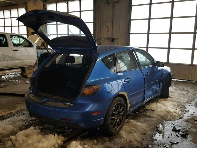 JM1BK344761524265 - 2006 MAZDA 3 HATCHBAC BLUE photo 4