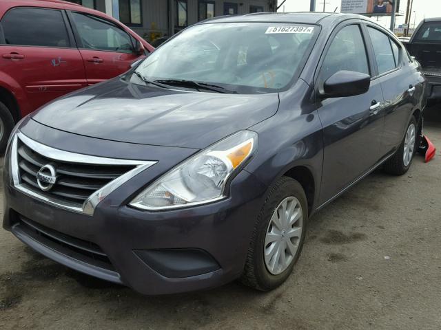 3N1CN7AP0FL934547 - 2015 NISSAN VERSA S GRAY photo 2