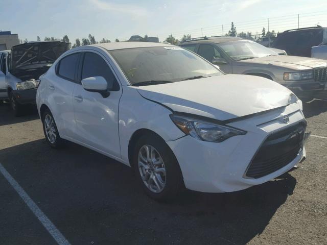 3MYDLBZV5GY141747 - 2016 TOYOTA SCION IA WHITE photo 1