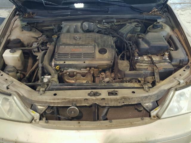 4T1BF28B81U155264 - 2001 TOYOTA AVALON XL BROWN photo 7