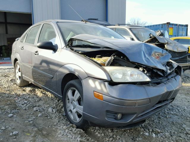 1FAFP34N67W253947 - 2007 FORD FOCUS ZX4 GRAY photo 1