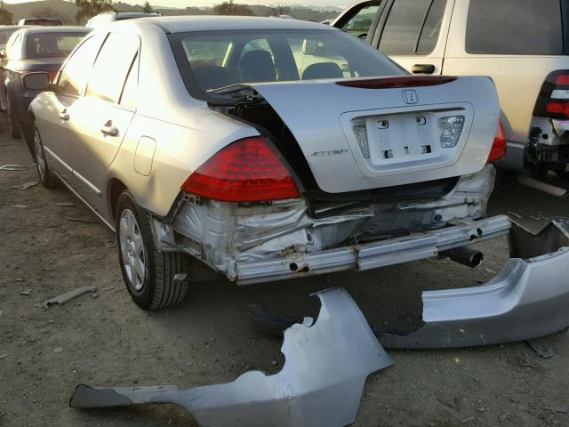 1HGCM56476A095895 - 2006 HONDA ACCORD LX SILVER photo 3