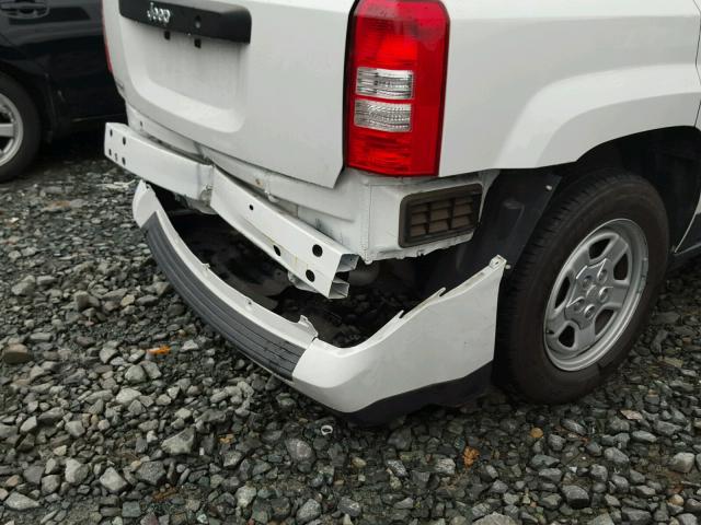 1C4NJPBA0GD789349 - 2016 JEEP PATRIOT SP WHITE photo 9