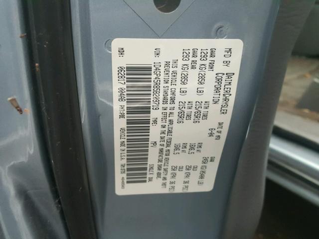 1D4GP45R85B209719 - 2005 DODGE CARAVAN SX BLUE photo 10