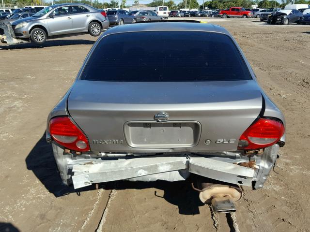 JN1CA31A31T312710 - 2001 NISSAN MAXIMA GXE SILVER photo 9