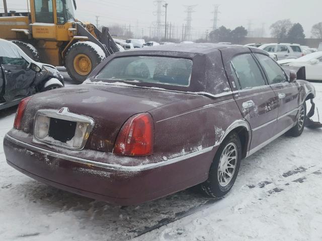 1LNHM82W6YY915225 - 2000 LINCOLN TOWN CAR S MAROON photo 4