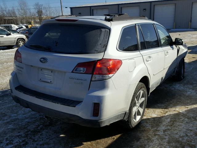 4S4BRBKC3D3284807 - 2013 SUBARU OUTBACK 2. WHITE photo 4