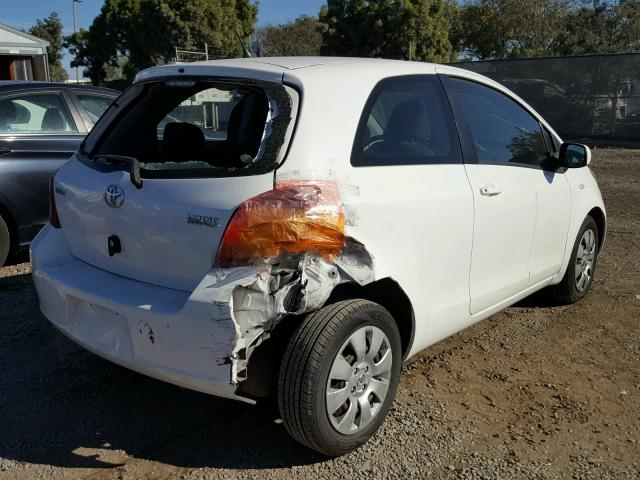 JTDJT923075120658 - 2007 TOYOTA YARIS WHITE photo 4